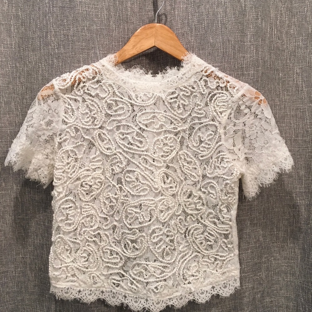 Zara | white lace crop top | size S